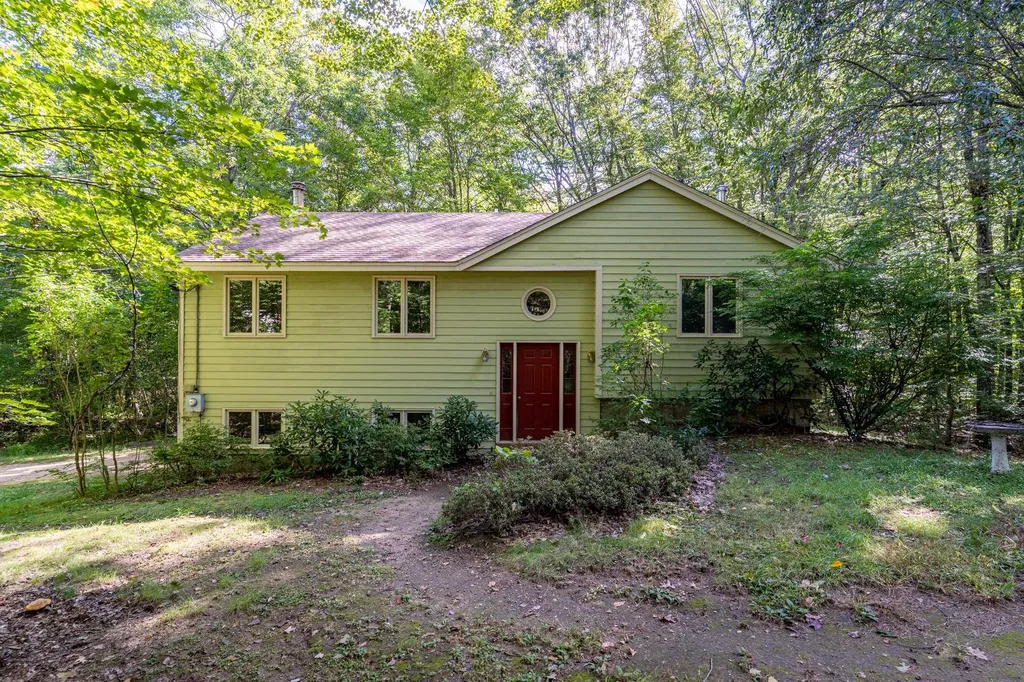 76 Chesley Drive Barrington NH 03825