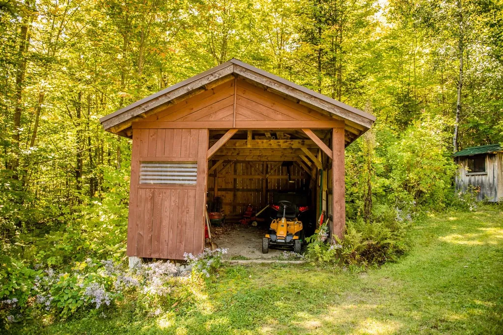 43 Jodrie Lane Milan NH 03588