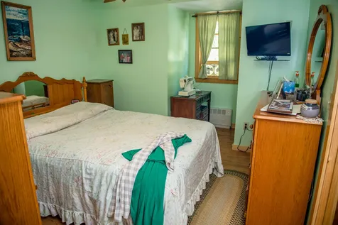 43 Jodrie Lane Milan NH 03588