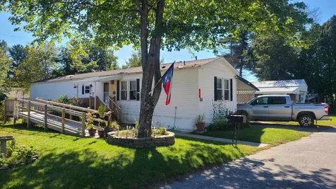 13 Edgewood Park Drive Newport NH 03773
