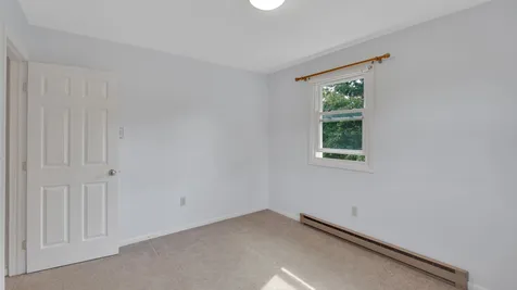 118 James Avenue Burlington VT 05408