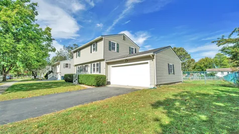 118 James Avenue Burlington VT 05408