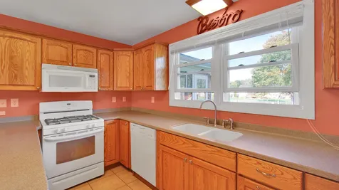 118 James Avenue Burlington VT 05408