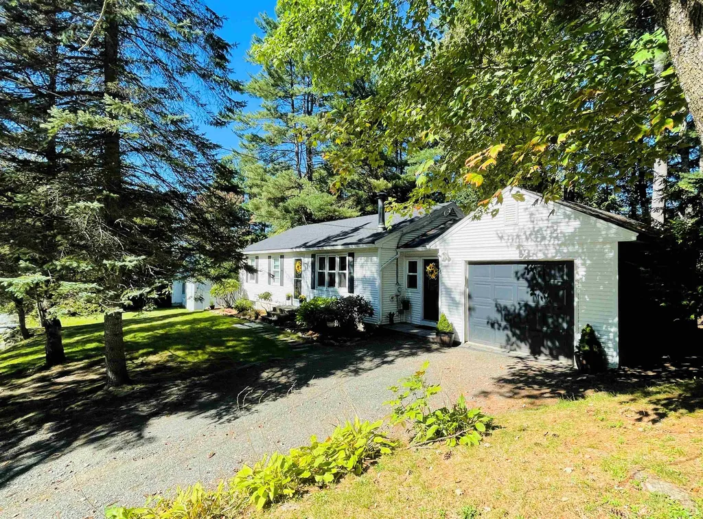 54 Nottingham Circle Lebanon NH 03766