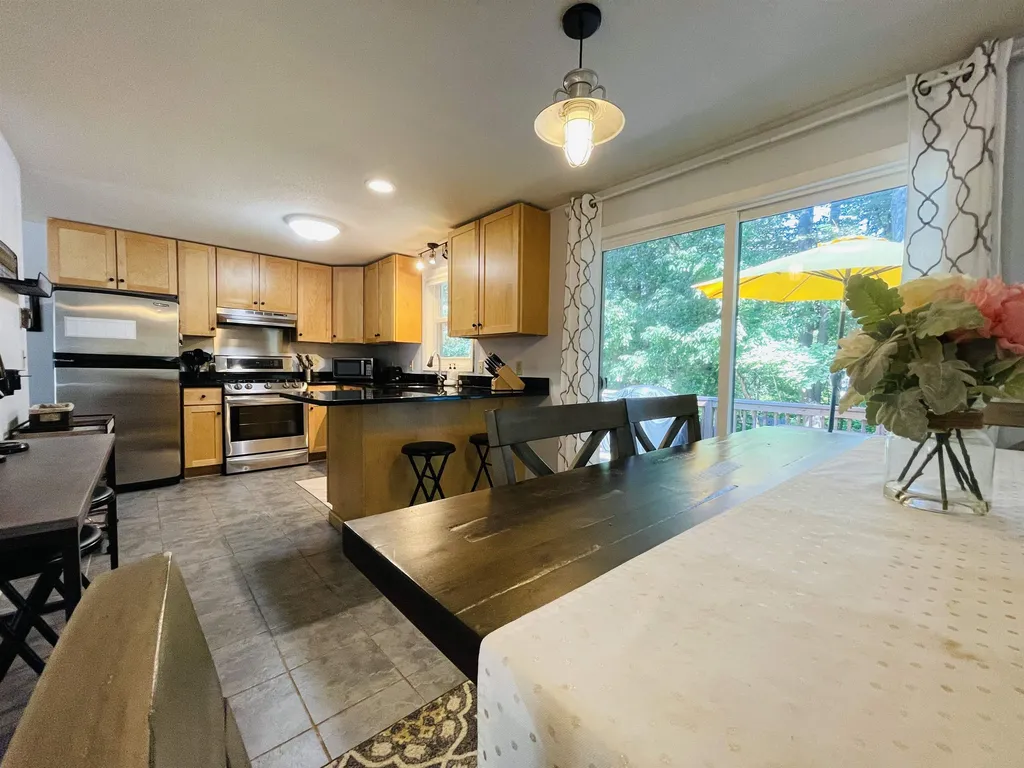54 Nottingham Circle Lebanon NH 03766