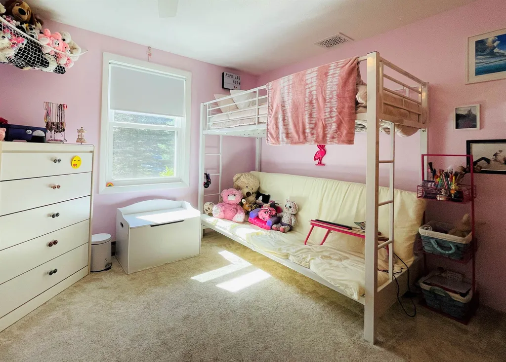 54 Nottingham Circle Lebanon NH 03766