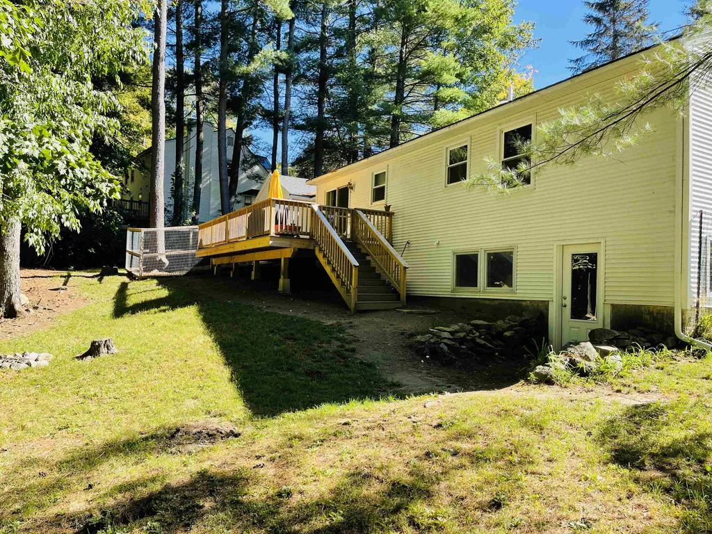 54 Nottingham Circle Lebanon NH 03766