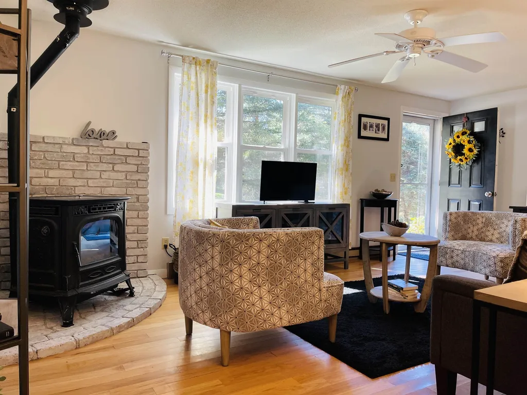 54 Nottingham Circle Lebanon NH 03766