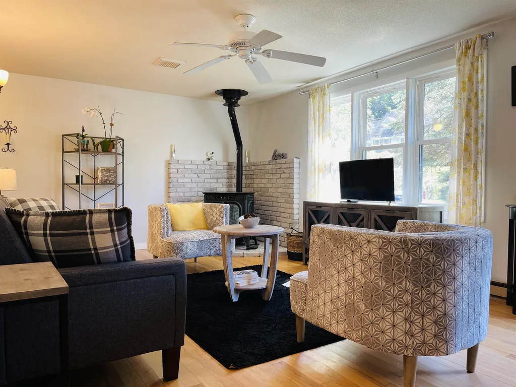 54 Nottingham Circle Lebanon NH 03766