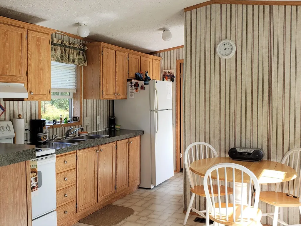 150 Garland Road Barnstead NH 03218