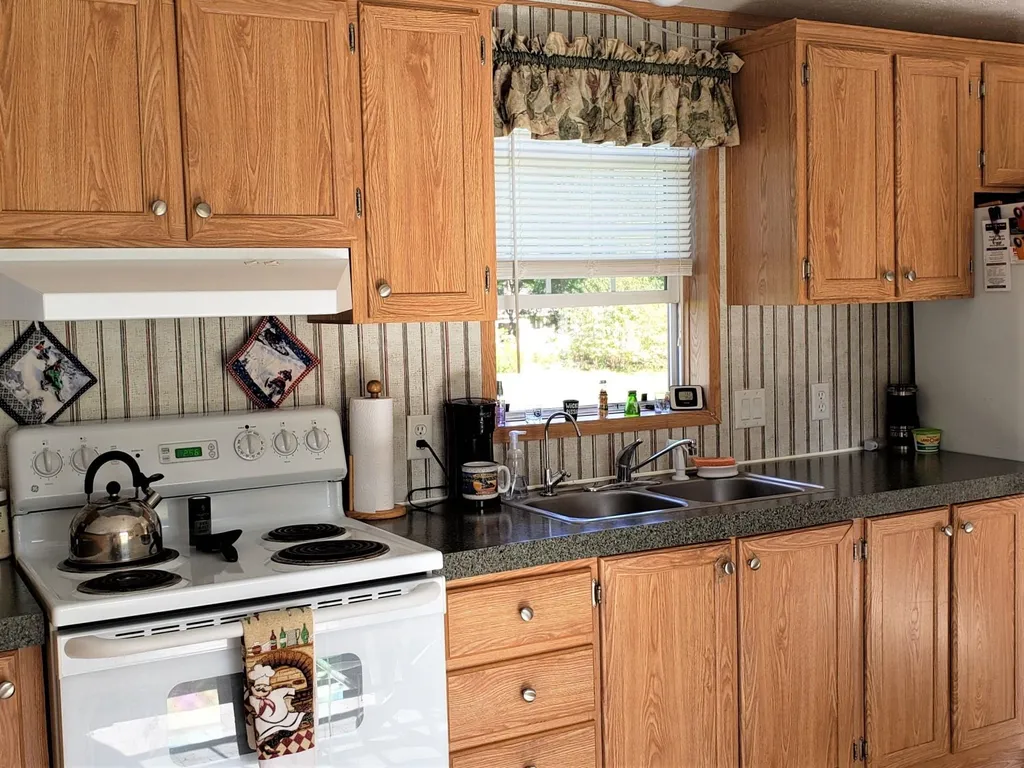 150 Garland Road Barnstead NH 03218