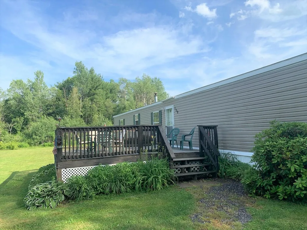 150 Garland Road Barnstead NH 03218