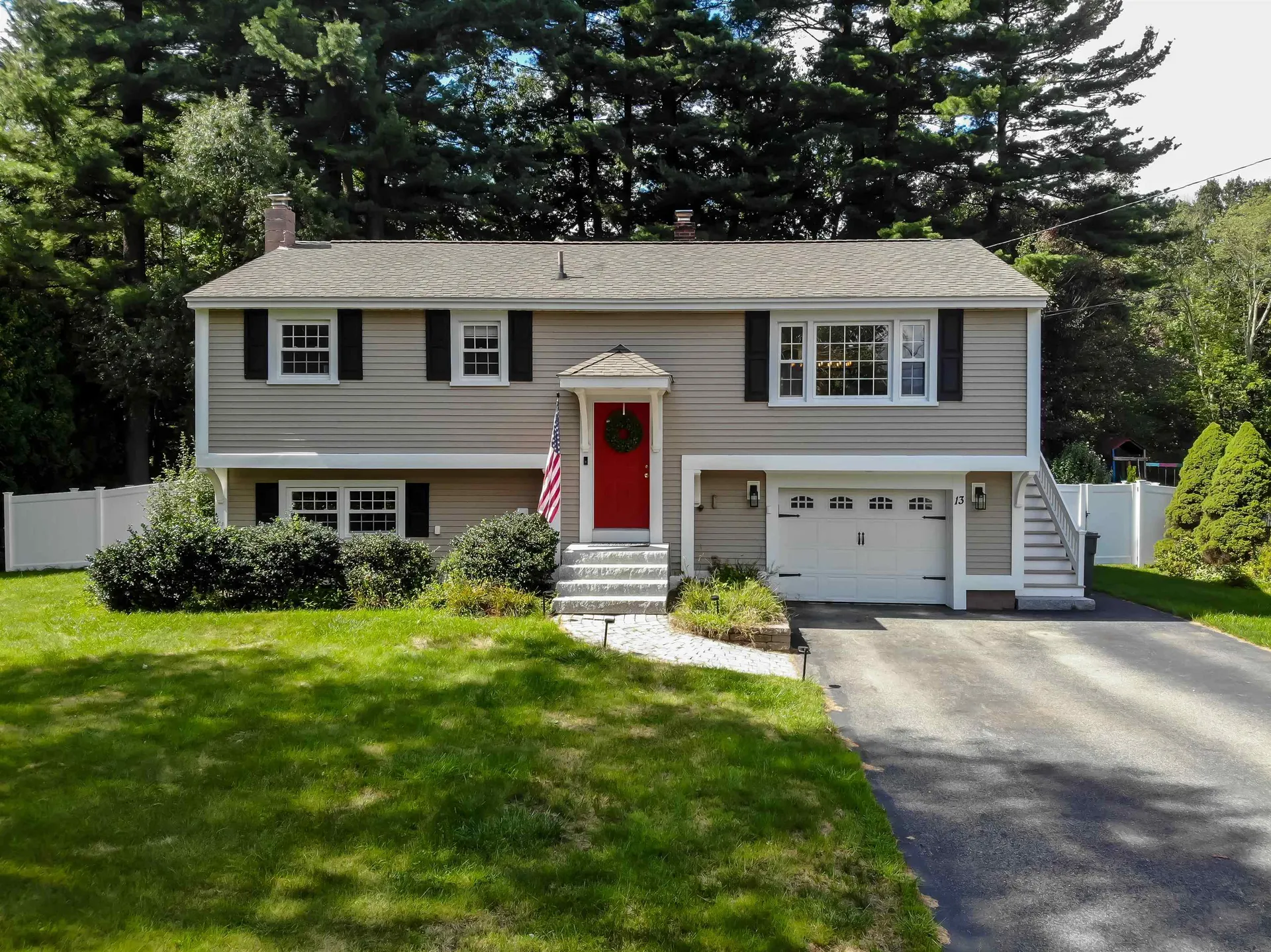13 Ackerman Street Salem NH 03079