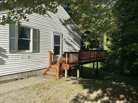 224 Sherwood Circle Brattleboro VT 05301