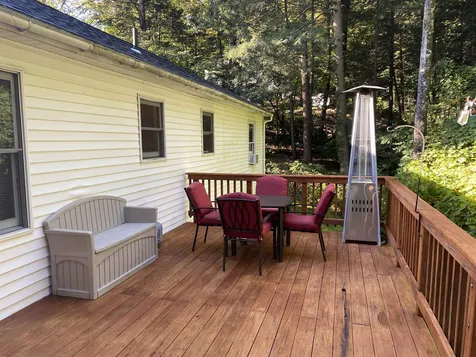 224 Sherwood Circle Brattleboro VT 05301