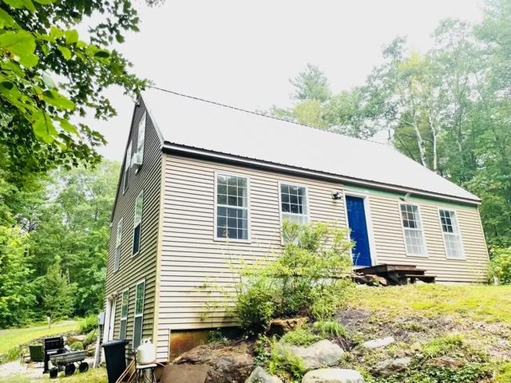 945 1st Crown Point Road Strafford NH 03884
