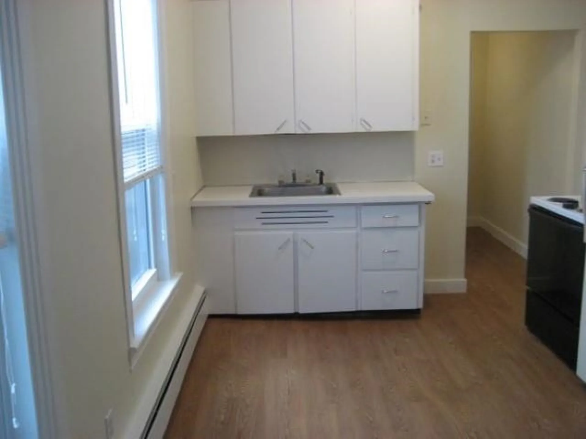 73 Malvern Street Manchester NH 03104