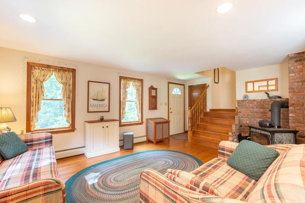 16 Roe Fields Drive South Berwick ME 03908