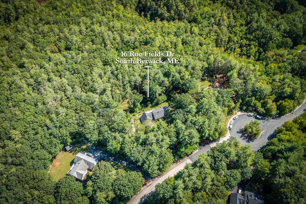 16 Roe Fields Drive South Berwick ME 03908