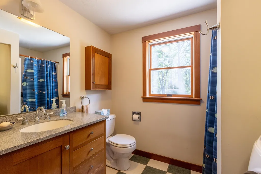 16 Roe Fields Drive South Berwick ME 03908