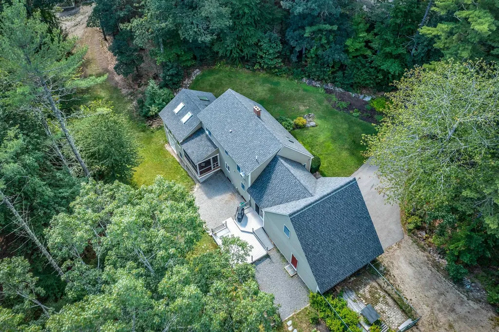 16 Roe Fields Drive South Berwick ME 03908
