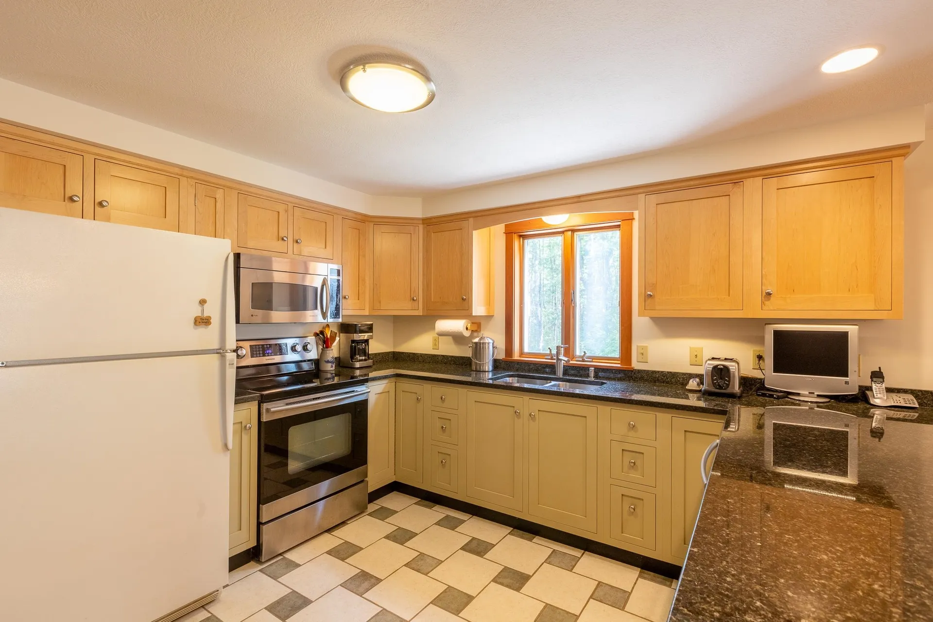 16 Roe Fields Drive South Berwick ME 03908