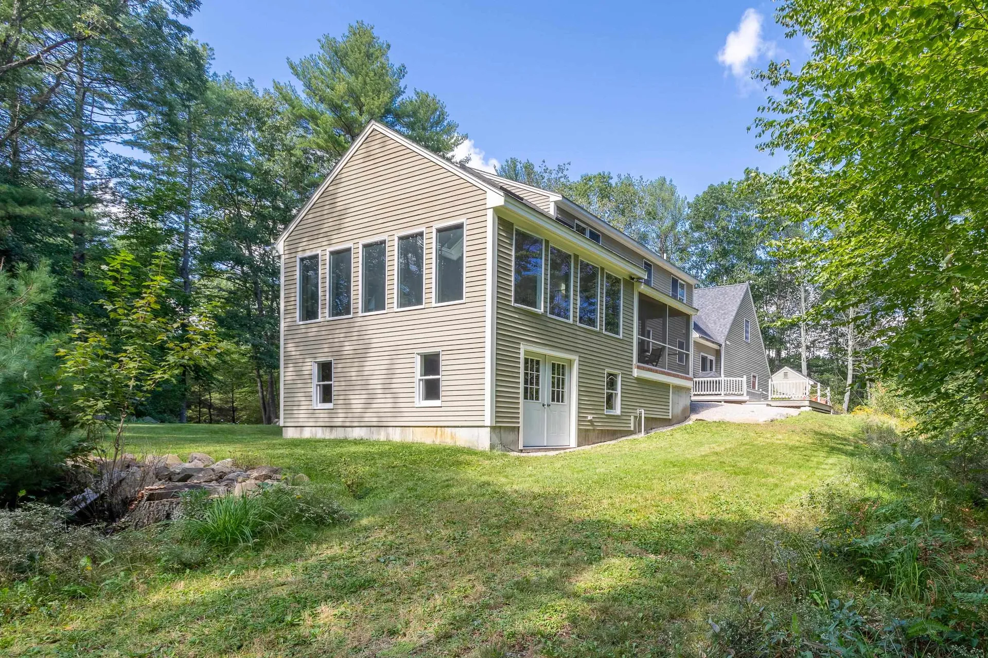 16 Roe Fields Drive South Berwick ME 03908