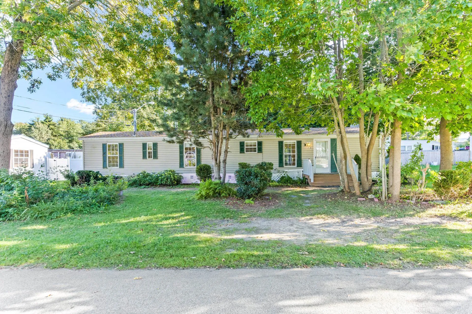 17 A Street Seabrook NH 03874