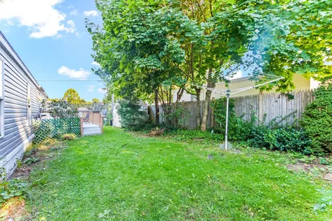 17 A Street Seabrook NH 03874