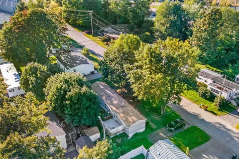 17 A Street Seabrook NH 03874
