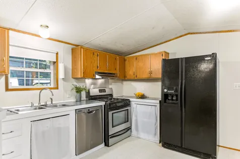 17 A Street Seabrook NH 03874