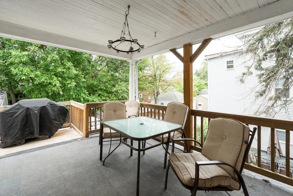 82 Elm Street Nashua NH 03060