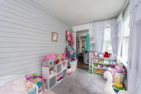 82 Elm Street Nashua NH 03060