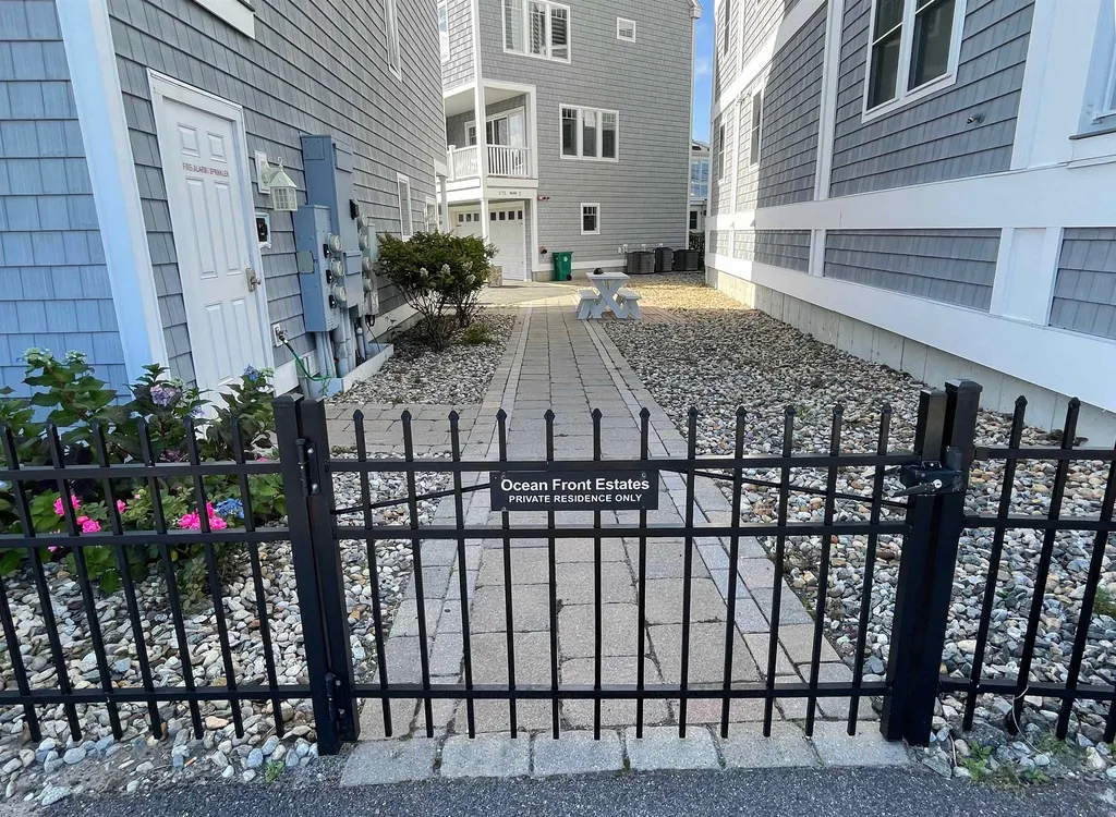 375 Ocean Boulevard Hampton NH 03842