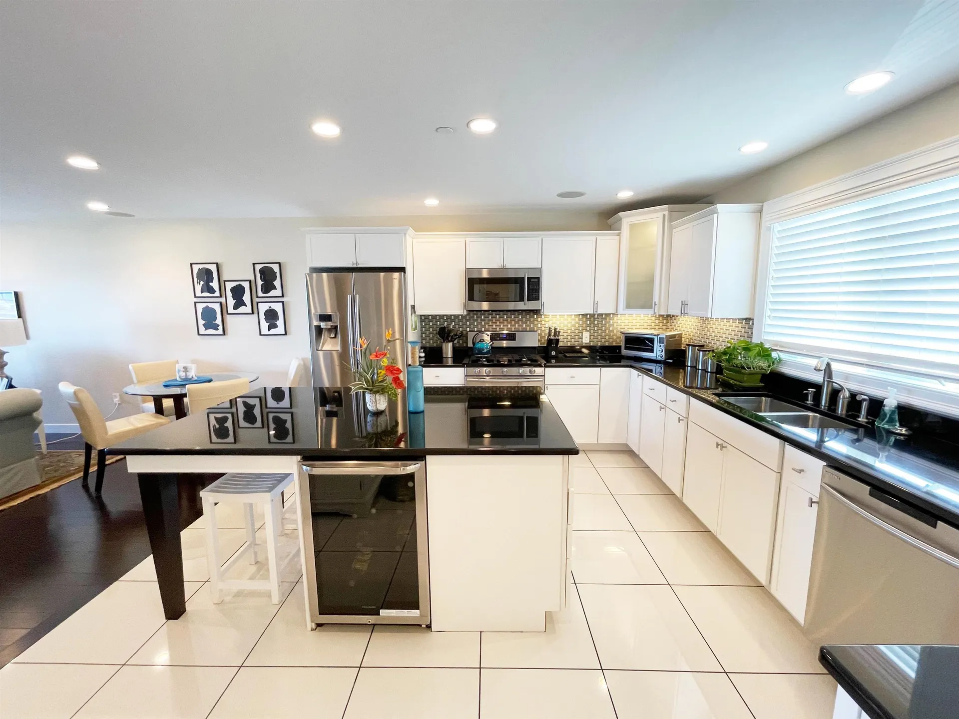 375 Ocean Boulevard Hampton NH 03842