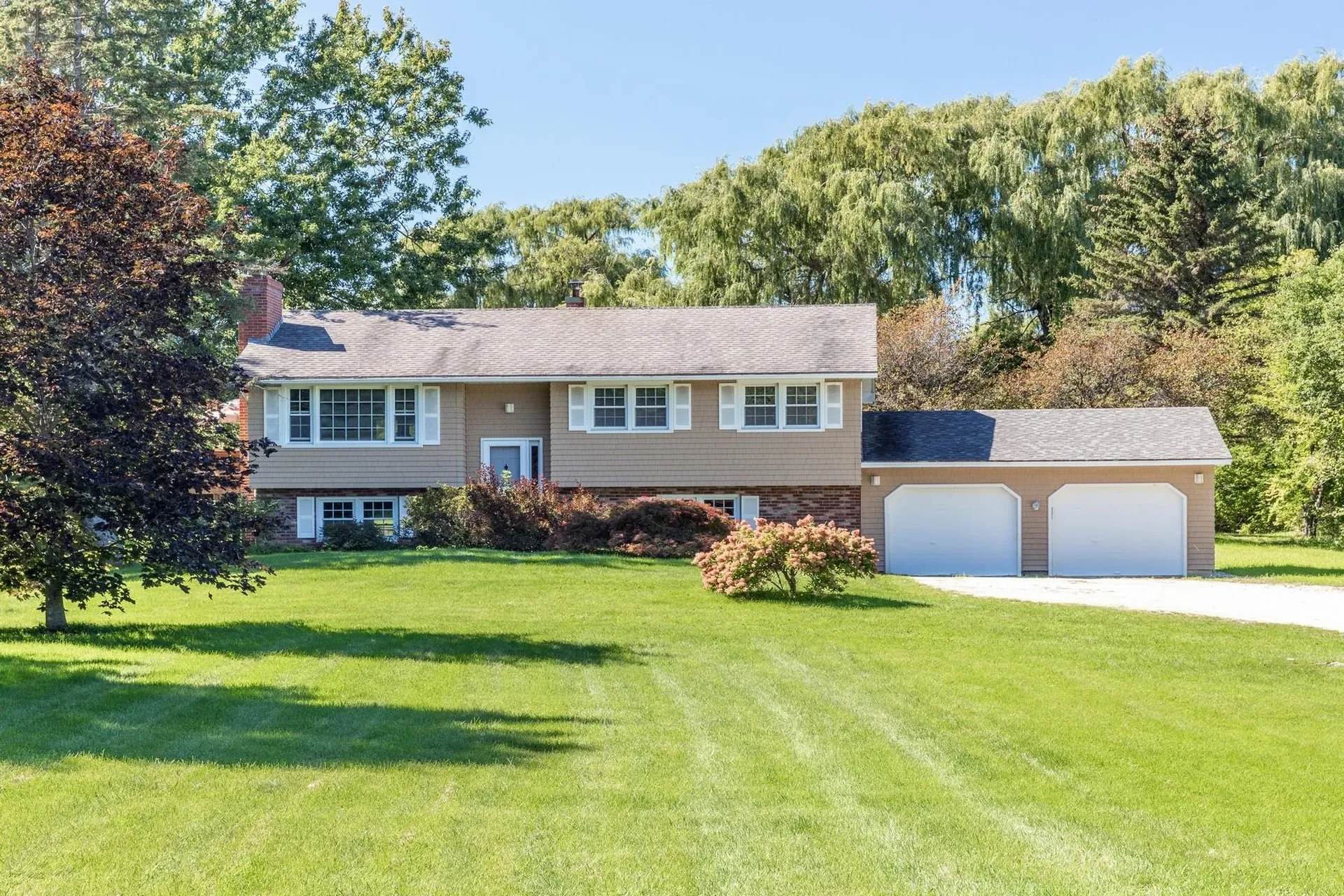 140 Mutton Hill Drive Charlotte VT 05445