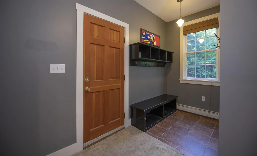 814 Noyes Lane Hartford VT 05001