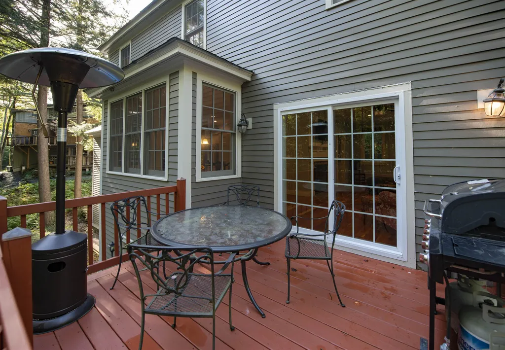 814 Noyes Lane Hartford VT 05001