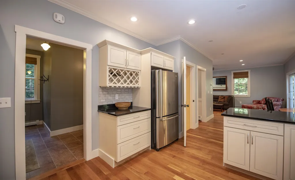 814 Noyes Lane Hartford VT 05001