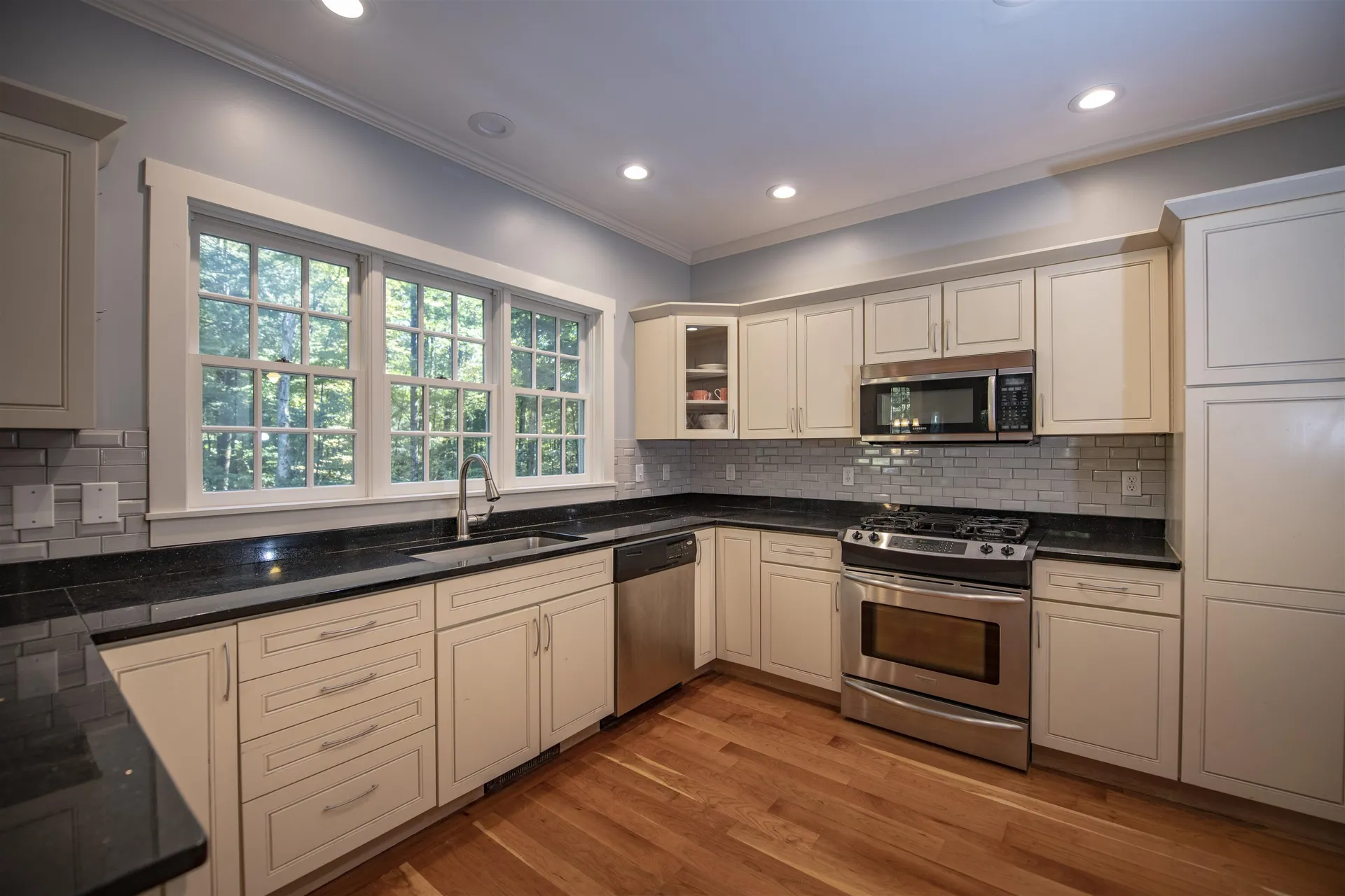 814 Noyes Lane Hartford VT 05001