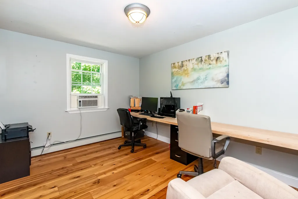 274 Mountain Avenue Northwood NH 03261