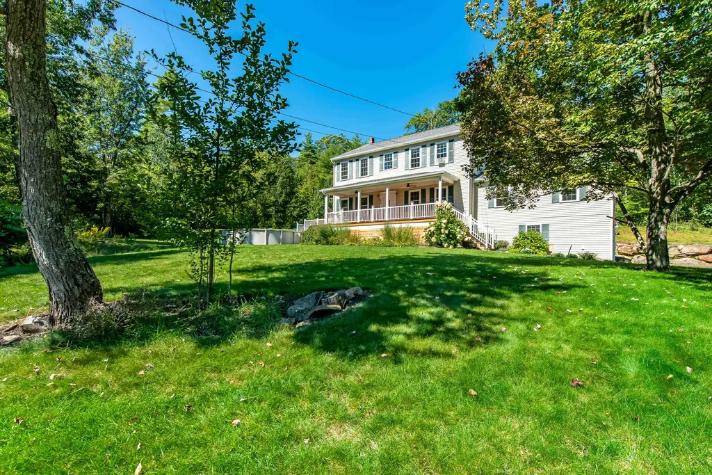 274 Mountain Avenue Northwood NH 03261