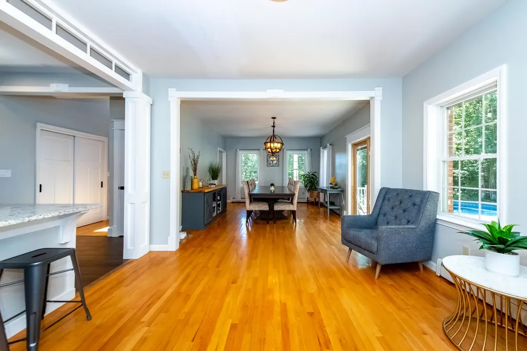 274 Mountain Avenue Northwood NH 03261
