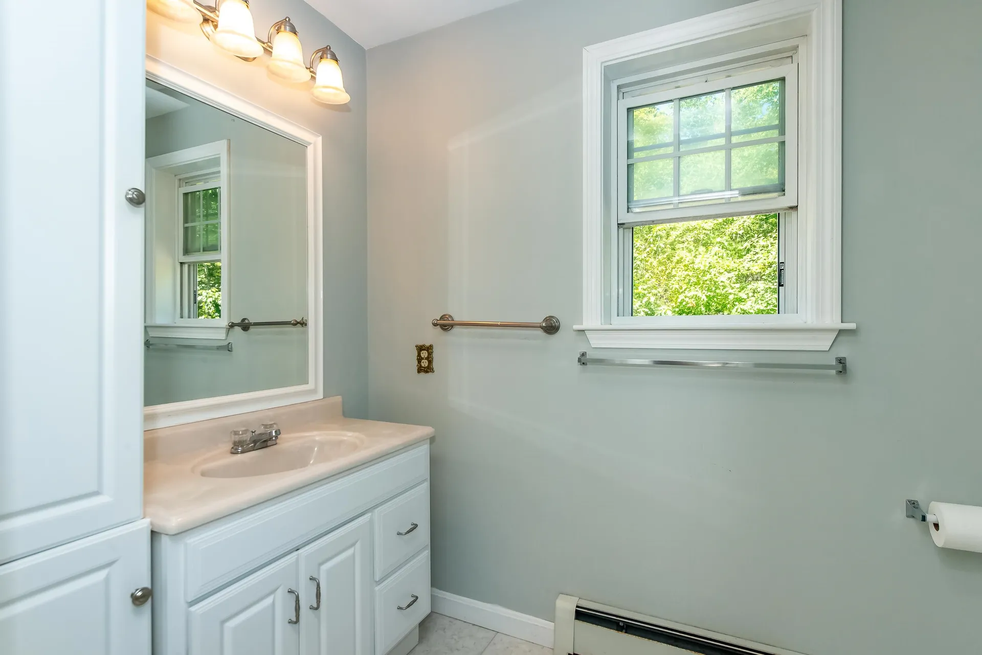 274 Mountain Avenue Northwood NH 03261