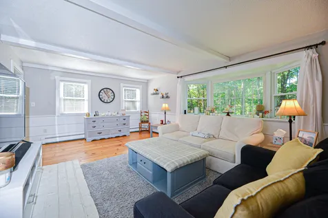 17 Prospect Avenue Epsom NH 03234