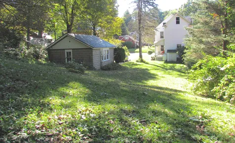 117 Pine Street Brattleboro VT 05301