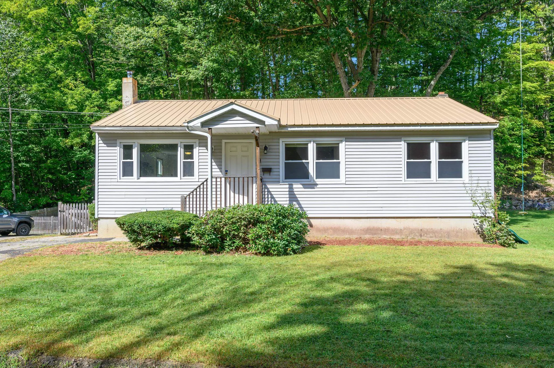 89 Valley Street Laconia NH 03246