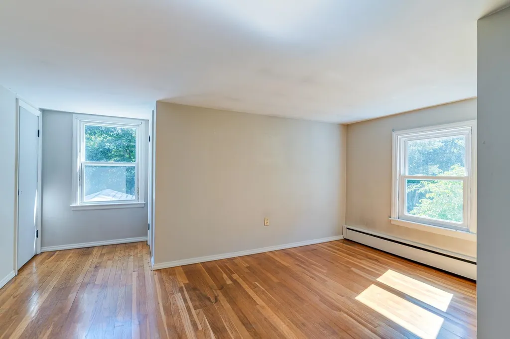 174 North Road East Kingston NH 03827