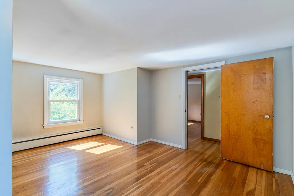 174 North Road East Kingston NH 03827