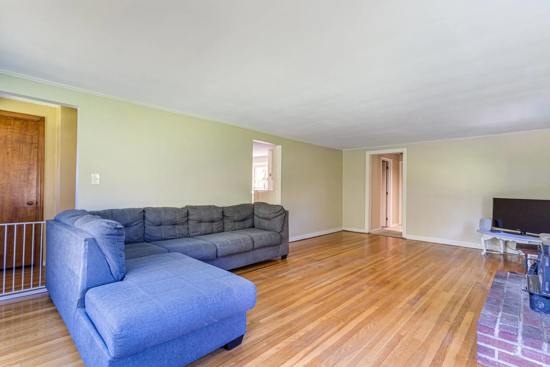 174 North Road East Kingston NH 03827